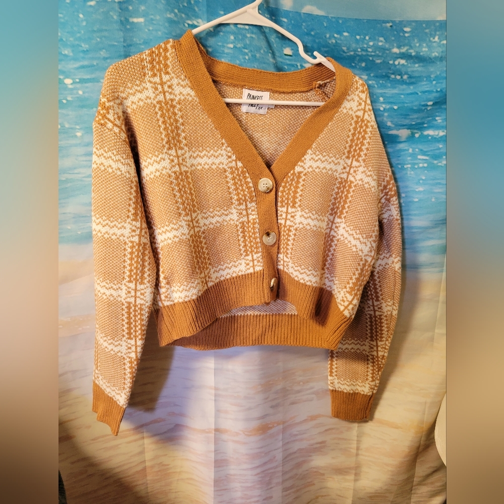 Princess Polly Size Small/ Medium Crop Sweater Cardigan Tan & White